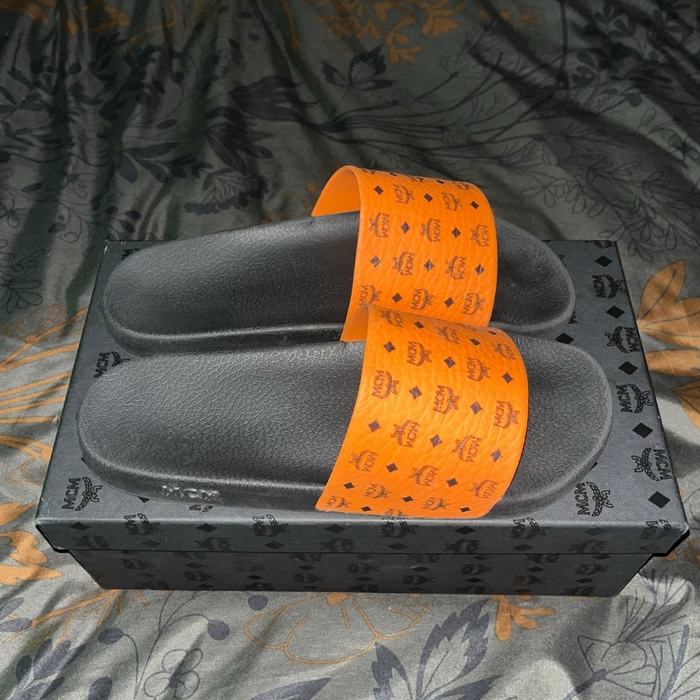 Authentic MCM Monogram Slide Sandal | 9.5 | Black